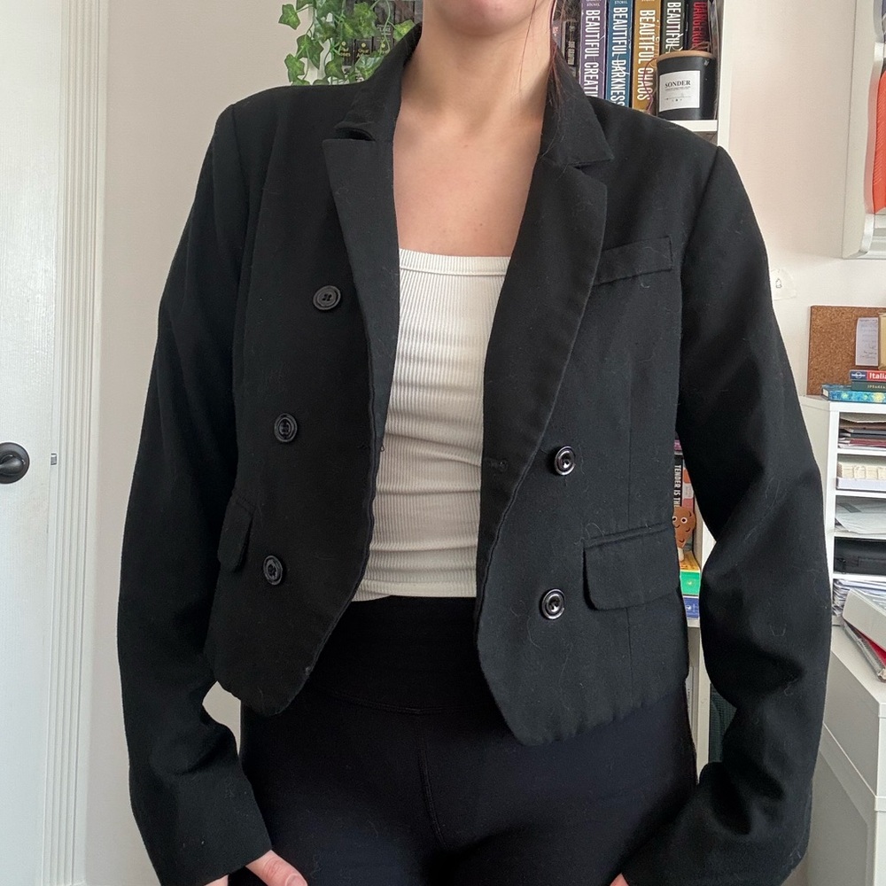 Double-Breasted cropped Black Blazer